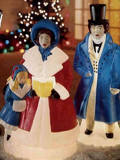 Victorian Dickens Carolers, Black Lamp Post, Plastic Light Up Christmas Lawn Decorations by